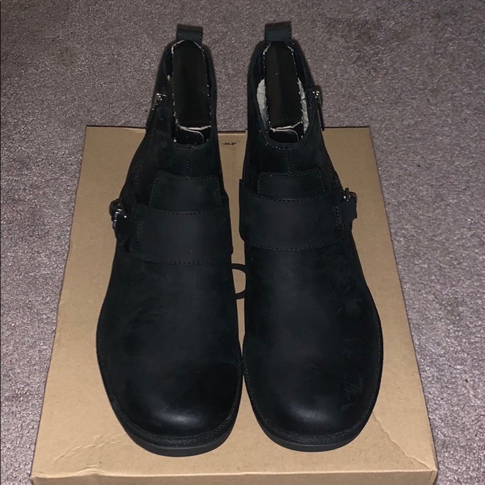 UGG Cheyne Boot